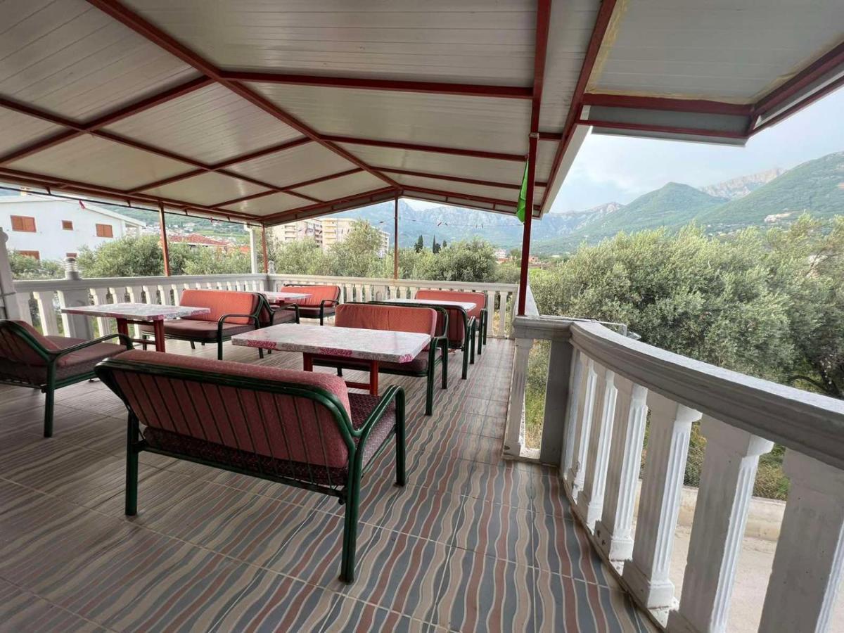 Villa Ajsa บาร์ ภายนอก รูปภาพ